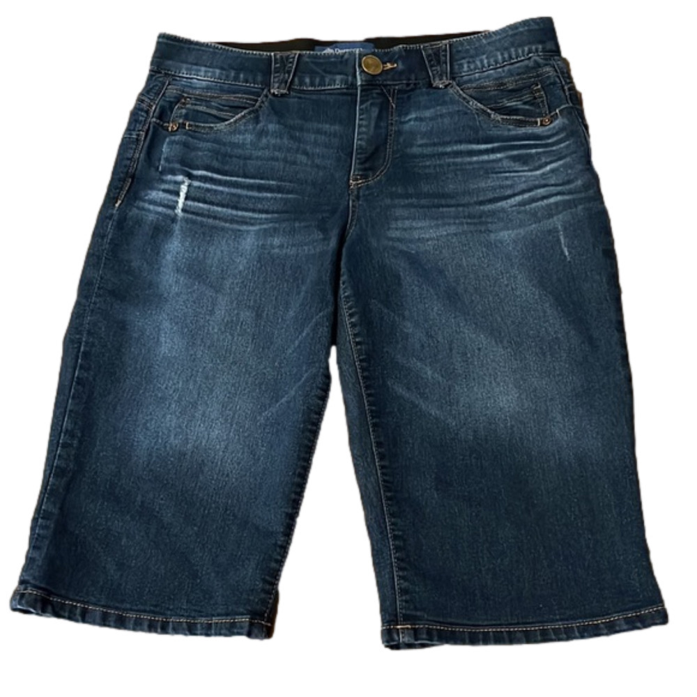 Democracy Ab solution Bermuda shorts size 10